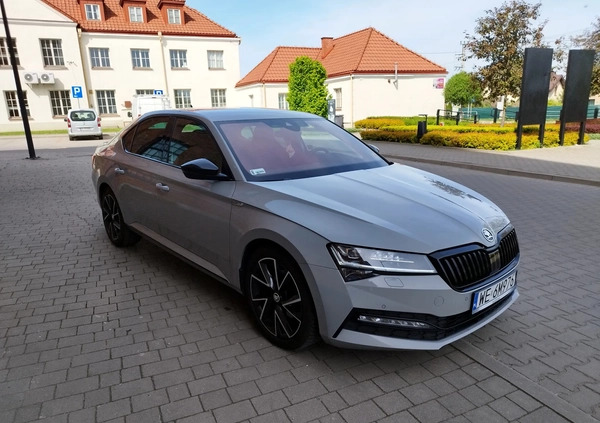 Skoda Superb cena 135000 przebieg: 147000, rok produkcji 2022 z Orneta małe 704